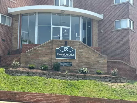 2112 Riverside Dr #B06, Richmond, VA 23225