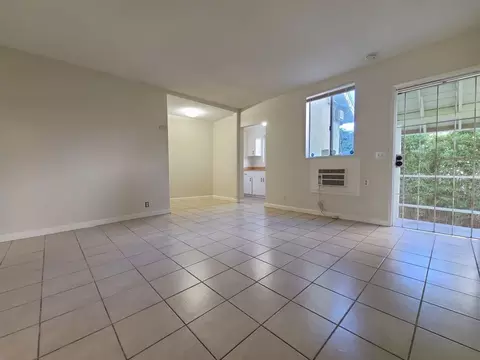 3891 Locust St, Riverside, CA 92501 photo 4