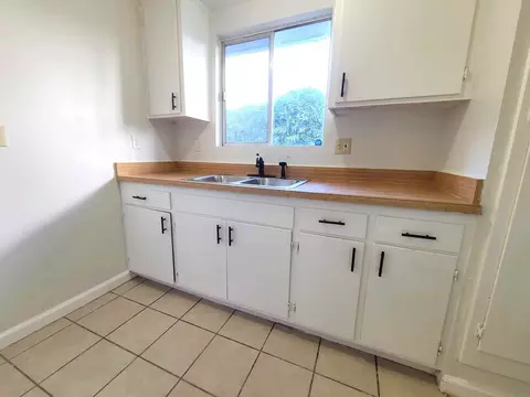 3891 Locust St, Riverside, CA 92501 photo 5