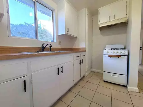 3891 Locust St, Riverside, CA 92501 photo 6