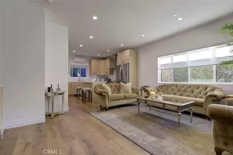 5208 Goodland Ave, Valley Village, CA 91607