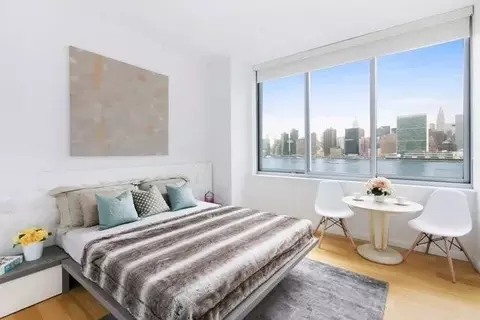 46 Center Blvd #1108, Long Island City, NY 11109