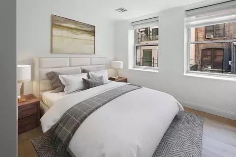 253 W 73rd St #10J, New York, NY 10023