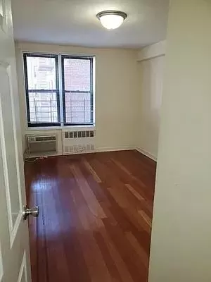 Undisclosed, Astoria, NY 11106