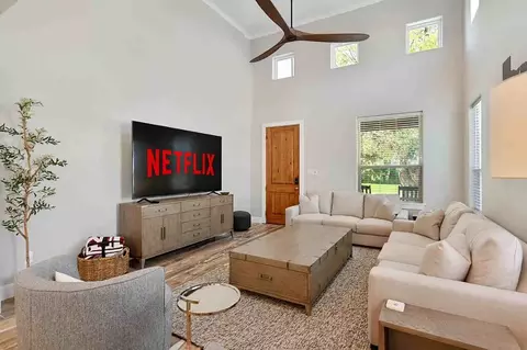 105 Anderson St #1328059P, College Station, TX 77840