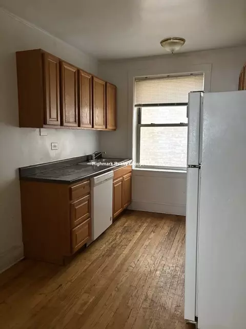 2344 W Touhy Ave #3NC, Chicago, IL 60645
