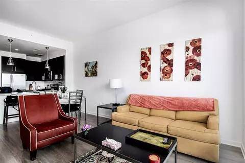 1905 Holcombe Blvd #1359160P, Houston, TX 77030