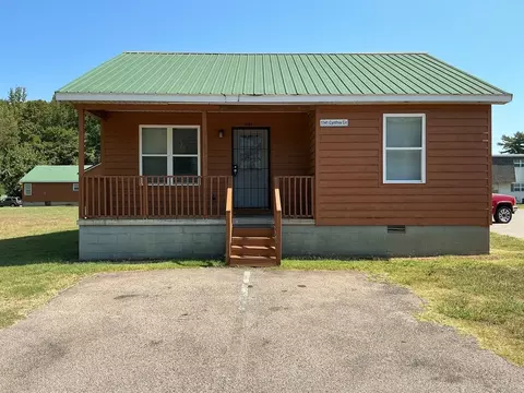1141 Cynthia Cir, Jackson, TN 38305