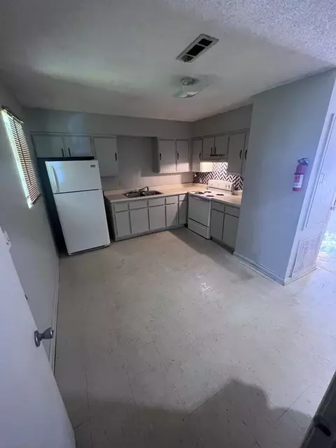 501 N Church St #24, Okolona, MS 38860