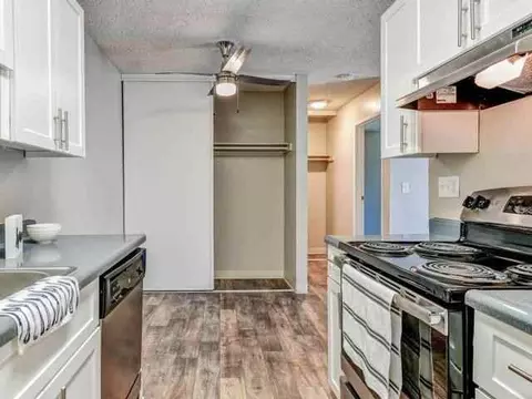 21701 Foothill Blvd, Hayward, CA 94541
