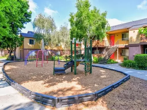 21701 Foothill Blvd, Hayward, CA 94541