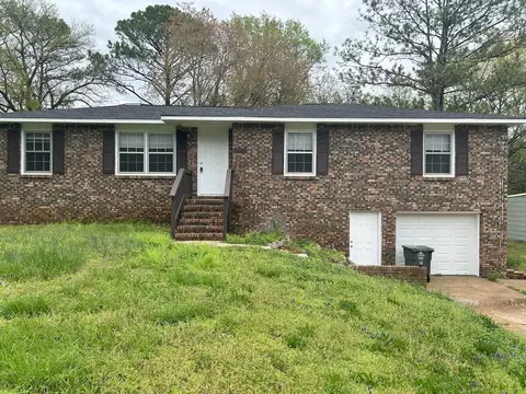 2620 Thornhill Rd NW #1, Huntsville, AL 35810