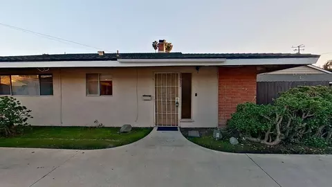 15670 Pasadena Ave, Tustin, CA 92780