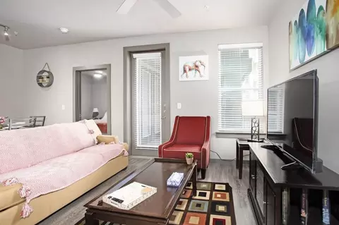 976 S Braeswood Blvd #1359161P, Houston, TX 77030