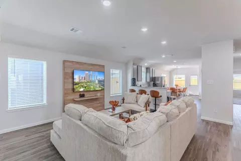 8110 Alpine Bearberry Dr #1283921P, Houston, TX 77016