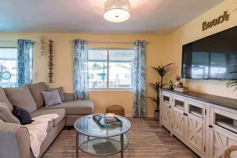 215 Richland Ave #1044313P, Merritt Island, FL 32953