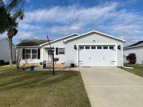 2551 Raintree Dr, The Villages, FL 32162