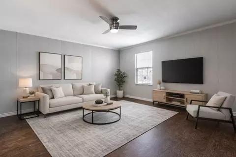 1126 N Bell Ave #B3, Denton, TX 76209