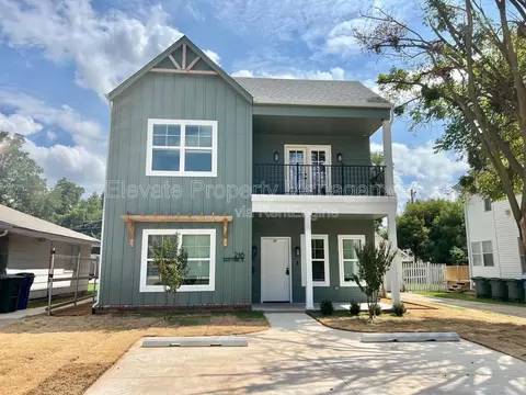 216 E Hurd St #200, Edmond, OK 73034