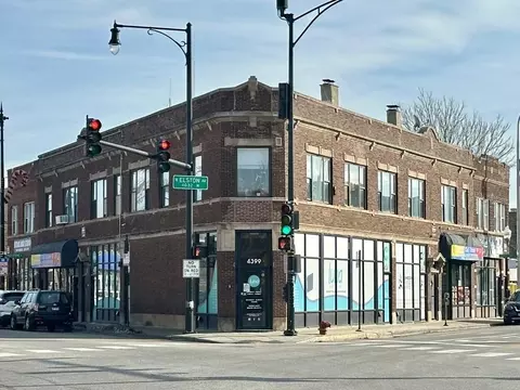 4393 N Elston Ave #5, Chicago, IL 60641