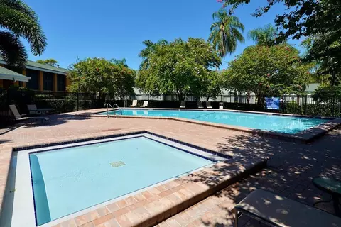 3901 38th Ave S, Saint Petersburg, FL 33711