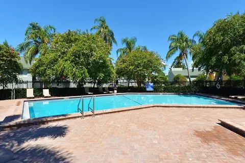 3901 38th Ave S, Saint Petersburg, FL 33711
