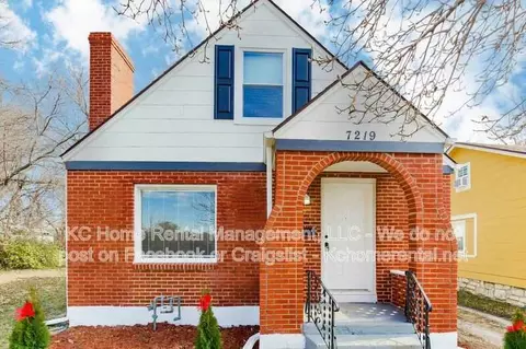 7219 Chestnut Ave, Kansas City, MO 64132