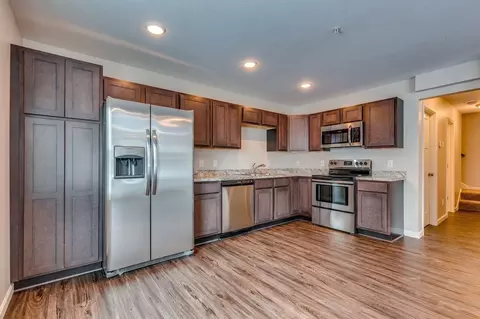 12630 Pond View Rd, Zimmerman, MN 55398