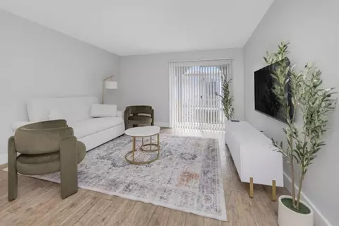 4307 W Kennedy Blvd #1365974P, Tampa, FL 33609