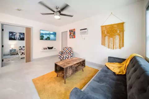 847 NE 16th Ave #1369651P, Fort Lauderdale, FL 33304