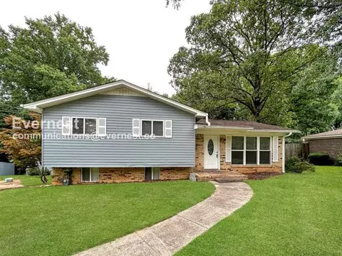 2913 Debra Dr, Fultondale, AL 35068