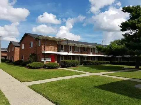 17150 Meyers Rd, Detroit, MI 48235