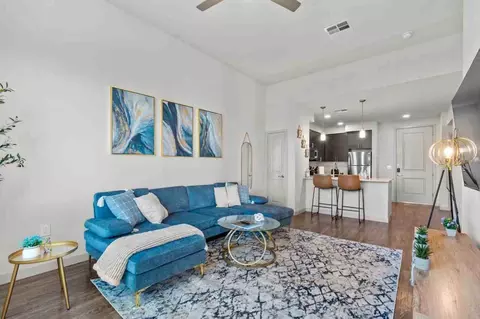 711 W Broadway Rd #1366963P, Tempe, AZ 85282