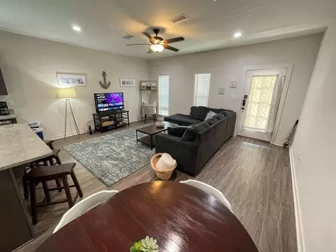 410 N C St #1367374P, Pensacola, FL 32501