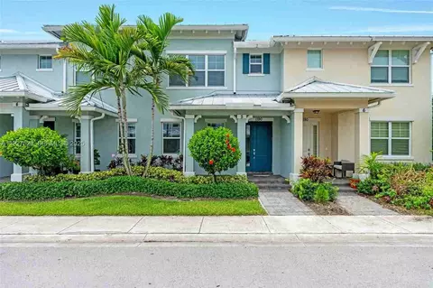 1190 Eucalyptus Dr #5, Hollywood, FL 33021