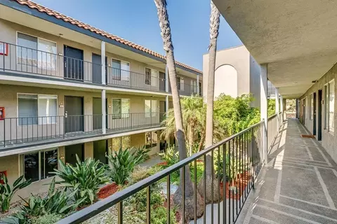 3350 Rosecrans St, San Diego, CA 92110