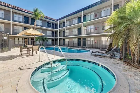 3350 Rosecrans St, San Diego, CA 92110