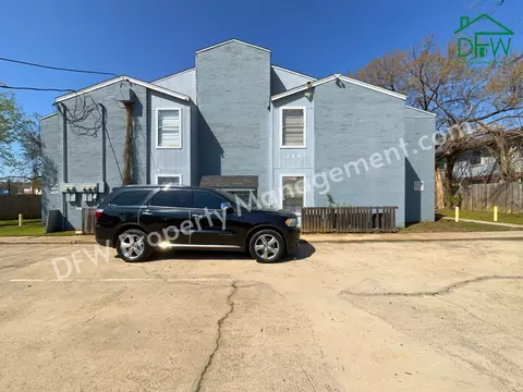 219 Fry St #11, Denton, TX 76201