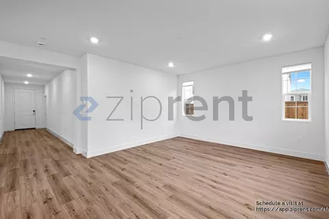 5694 Loray Ln #A, Tracy, CA 95377