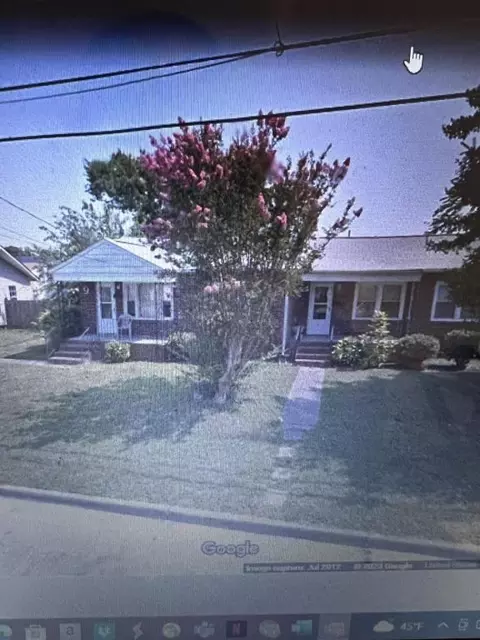 11 Carver Cir, Portsmouth, VA 23701