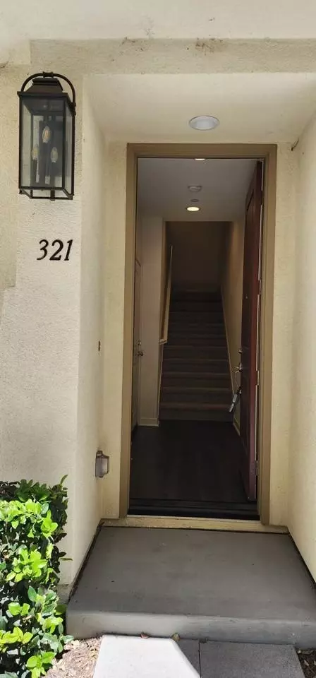 321 Canoe Ct, Santee, CA 92071 photo 4