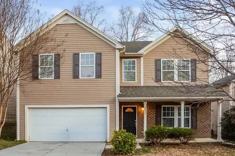 4315 Houldsworth Dr, Charlotte, NC 28213