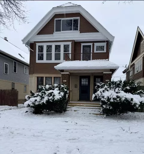 2213 N 57th St, Milwaukee, WI 53208