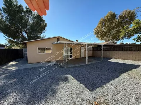 2328 San Padre Ave, Hemet, CA 92545