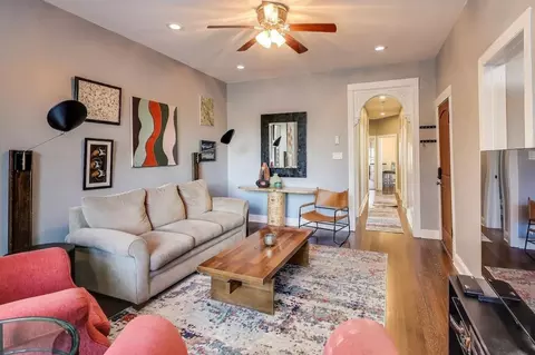 1506 W Thome Ave #1364274P, Chicago, IL 60660