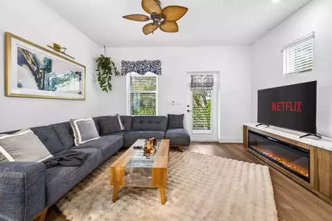1734 W Cherry St #1372960P, Tampa, FL 33607
