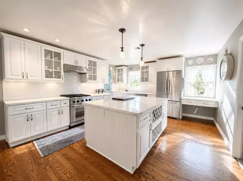 4405 Santa Monica Ave, San Diego, CA 92107
