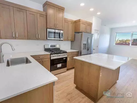 3691 SW 209th Ave, Hillsboro, OR 97123