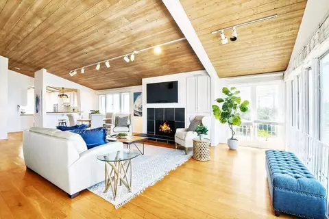 1445 Neptune Ave #1048647P, Encinitas, CA 92024