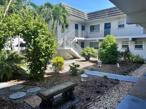 1001 SE 16th St #1, Fort Lauderdale, FL 33316